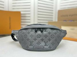 Picture of LV Mens Bags _SKUfw116569504fw